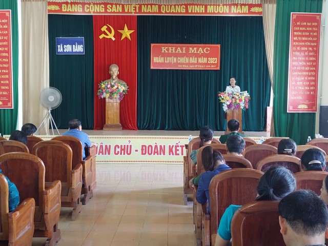 Xã Sơn Bằng tổ chức ra quân huấn luyện chiến đấu năm 2023